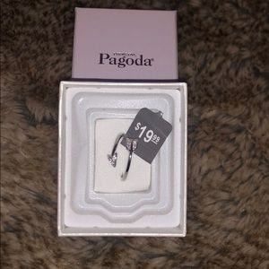 NWT Arrow Heart Toe Ring